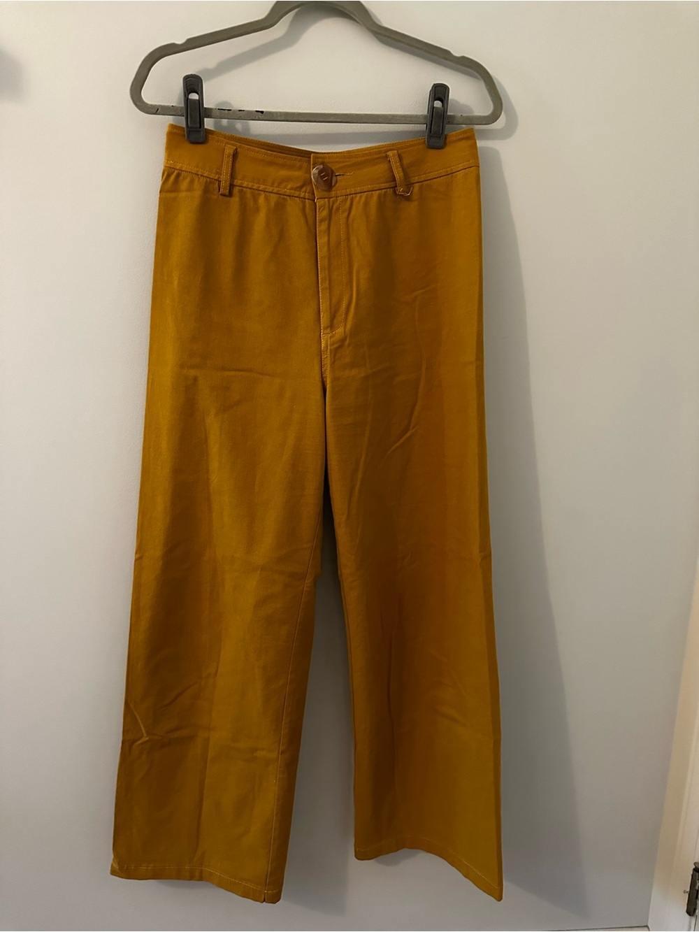 Men's Wide-Leg Chinos in Mustard